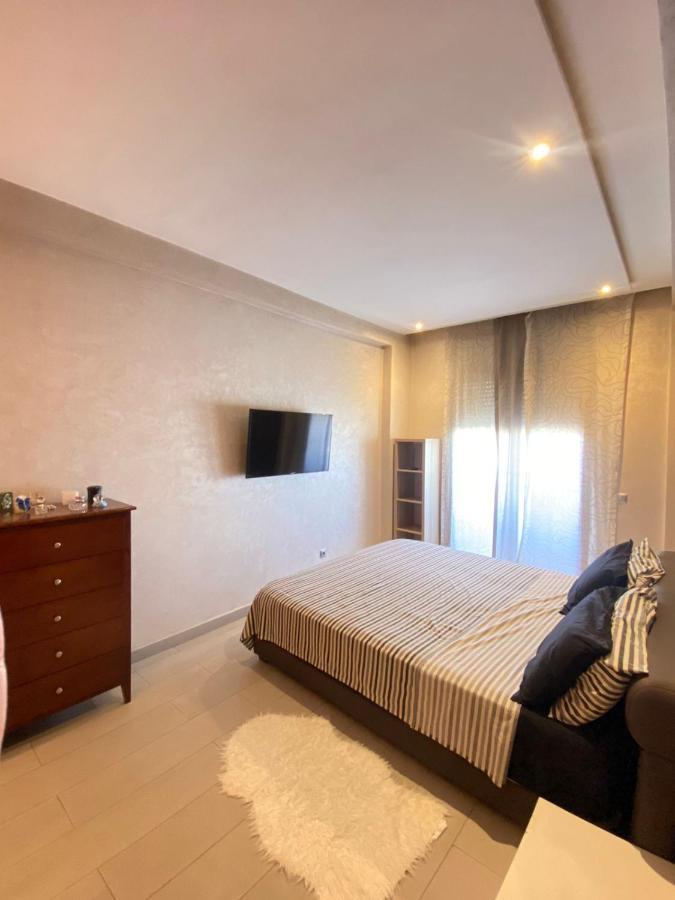 Superbe Appart Ensoleillé FibreO+Netflix+Parking Casablanca Esterno foto